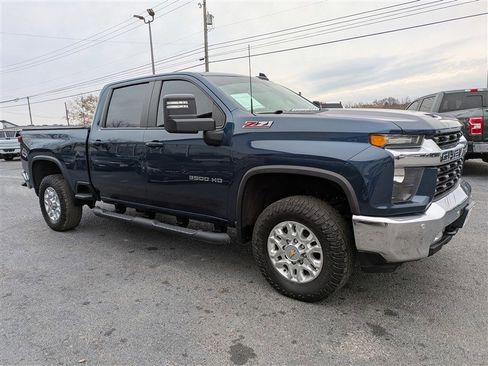 Used 2022 Chevrolet Silverado 3500 LT w/ All Star Edition image 9