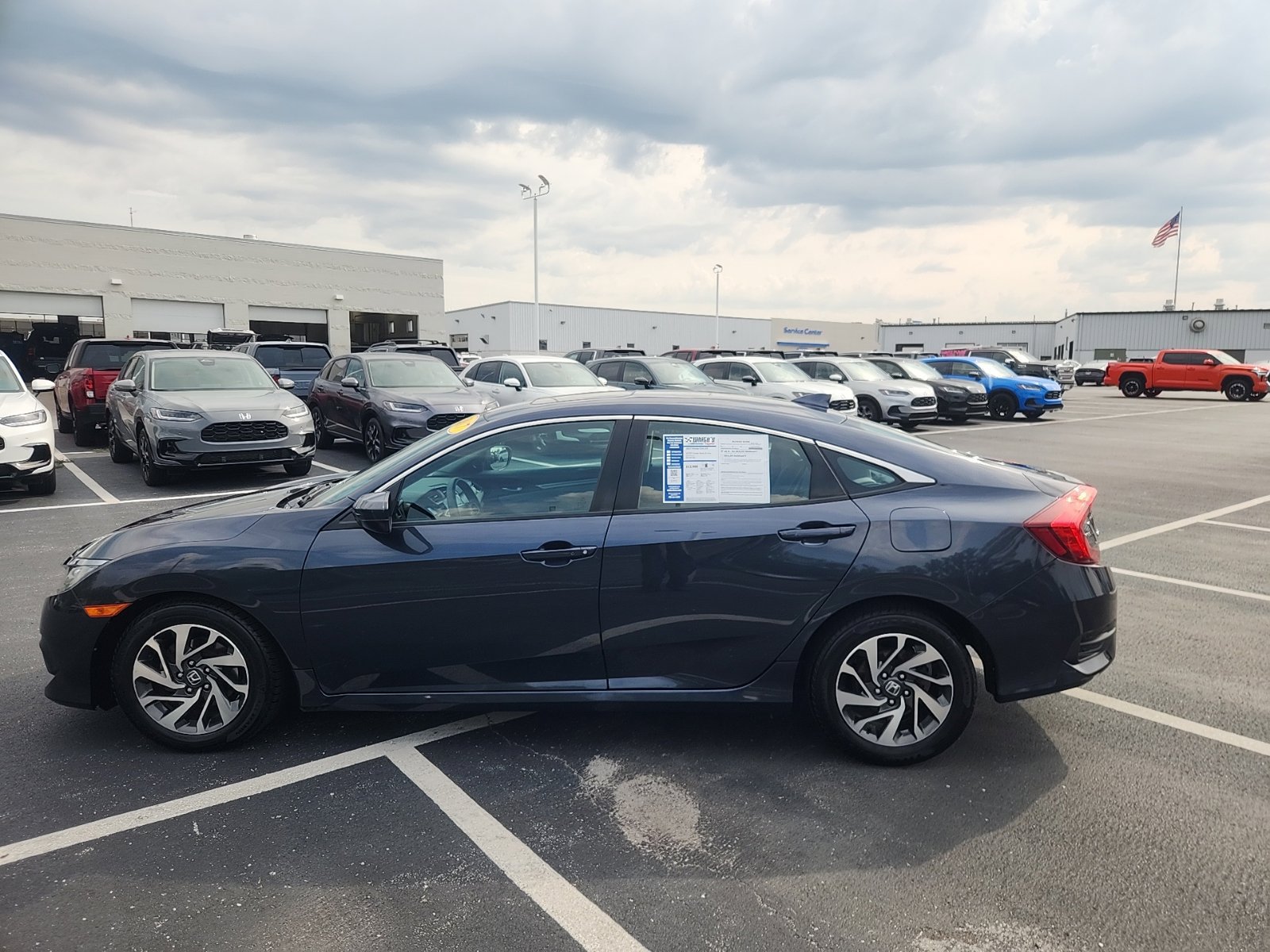 Used 2017 Honda Civic EX image 3