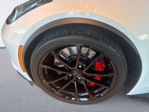 Used 2019 Chevrolet Corvette Grand Sport RWD image 10