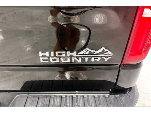 Used 2019 Chevrolet Silverado 1500 High Country AWD/4WD image 10