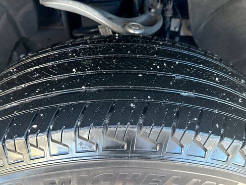 Used 2022 Chevrolet Silverado 1500 LT image 12