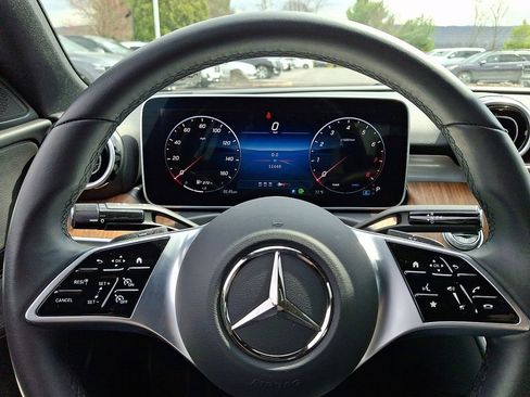 Used 2025 Mercedes-Benz C 300 4MATIC Sedan image 20