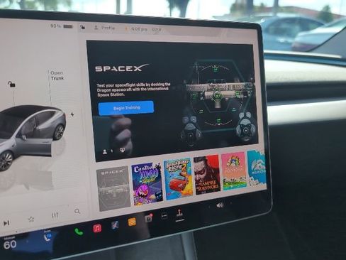 Used 2025 Tesla Model 3 RWD image 16