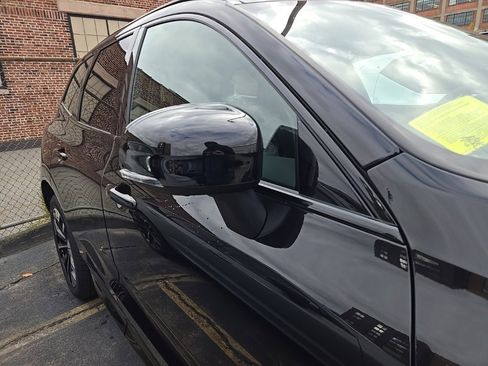 New 2026 Volvo XC60 B5 Plus w/ Protection Package Premier image 5