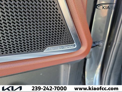 Used 2024 Kia Telluride SX image 27