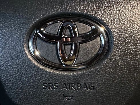 Used 2026 Toyota Sienna XSE image 26