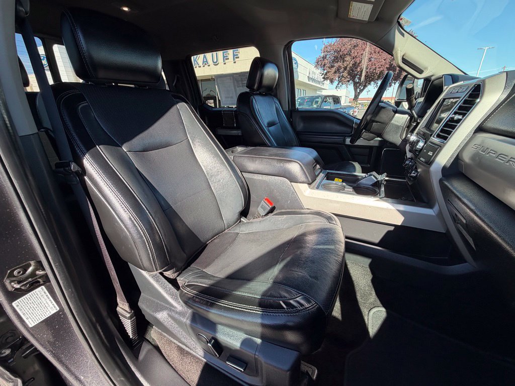 Used 2018 Ford F350 Lariat w/ Lariat Ultimate Package AWD/4WD image 31