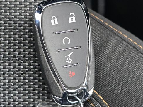 Used 2021 Chevrolet Traverse LT w/ LPO, Floor Liner Package image 28