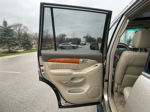 Used 2004 Lexus GX 470 image 14