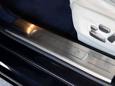 Used 2012 Jaguar XJ L RWD image 45