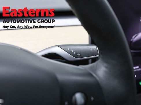 Used 2022 Tesla Model 3 image 13