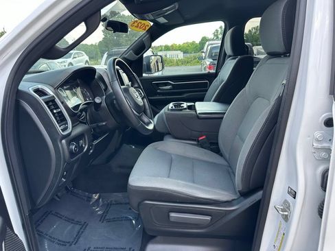 Used 2023 RAM 1500 Big Horn AWD/4WD image 12