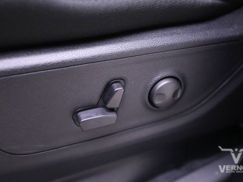 New 2026 RAM 1500 SLT Lonestar Crew Cab 4x4 image 14