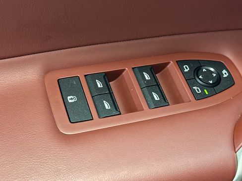Certified 2023 BMW iX xDrive50 AWD/4WD image 13
