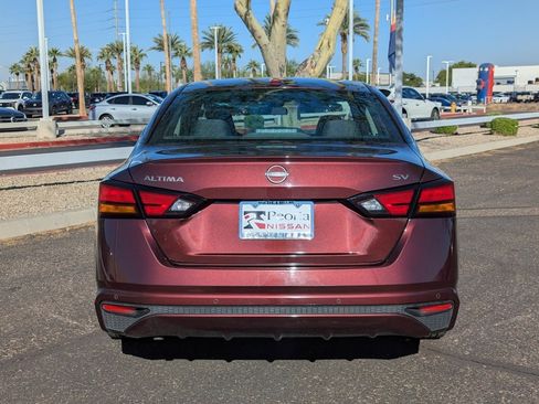 Certified 2024 Nissan Altima 2.5 SV image 5