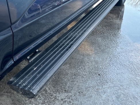 Certified 2023 Ford F150 Platinum w/ Equipment Group 701A High image 20