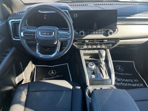 Used 2024 GMC Canyon Elevation w/ Elevation Premium Package image 6