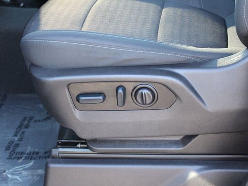 Used 2022 GMC Sierra 1500 SLE w/ X31 Off-Road Package image 16