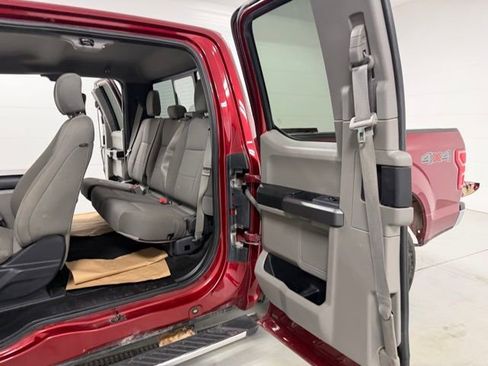 Used 2019 Ford F150 XLT w/ Equipment Group 302A Luxury AWD/4WD image 20