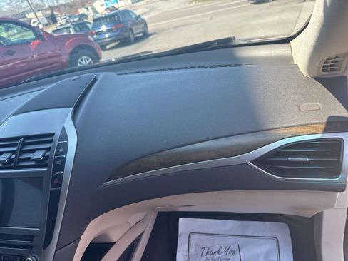 Used 2017 Lincoln MKZ Select w/ Select Plus Package image 27