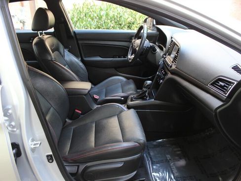 Used 2017 Hyundai Elantra Sport w/ Cargo Package FWD image 18