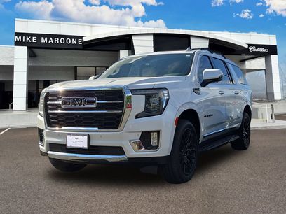 Used 2024 GMC Yukon XL SLT w/ SLT Premium Package
