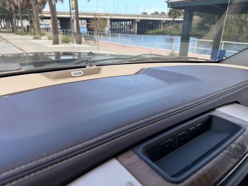 Used 2015 RAM 2500 Longhorn RWD image 23