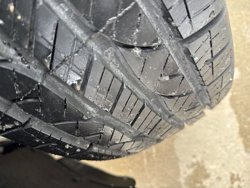 Used 2023 Ford Explorer XLT image 35