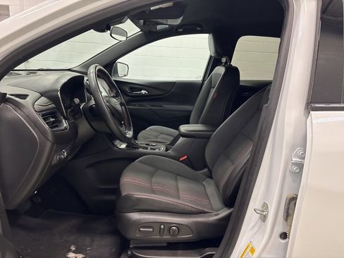 Used 2023 Chevrolet Equinox RS image 9