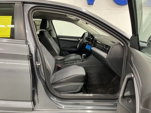 New 2026 Volkswagen Jetta SE FWD image 11