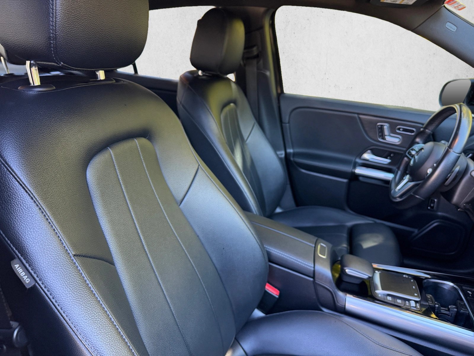 Certified 2021 Mercedes-Benz GLA 250 4MATIC image 27