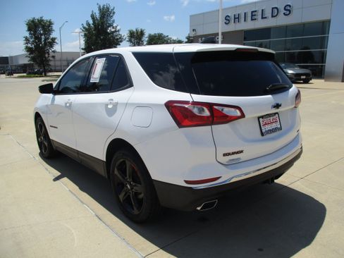 Used 2019 Chevrolet Equinox LT AWD/4WD image 3