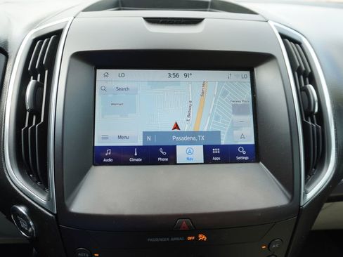 Certified 2020 Ford Edge Titanium FWD image 10