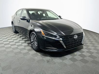 Used 2024 Nissan Altima 2.5 SV