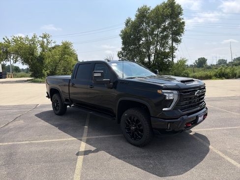 New 2026 Chevrolet Silverado 2500 LTZ AWD/4WD image 3
