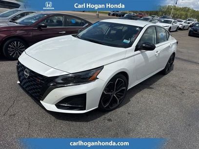 Used 2023 Nissan Altima 2.5 SR