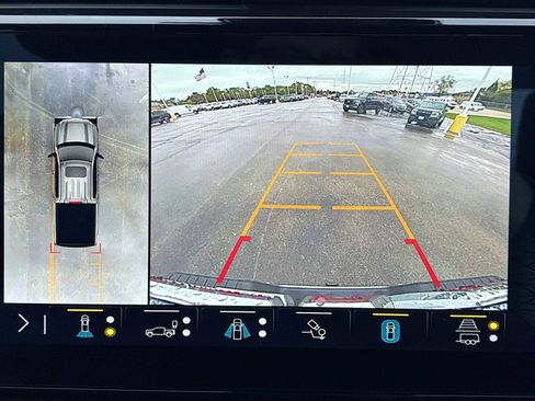 Used 2023 GMC Sierra 1500 AT4 w/ AT4 Premium Package image 15