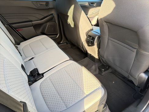 Used 2023 Ford Escape Active w/ Tech Pack #1 FWD image 23