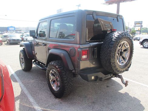 Used 2019 Jeep Wrangler Sport AWD/4WD image 15