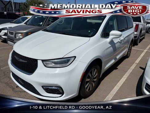 Used 2021 Chrysler Pacifica Touring-L FWD image 1