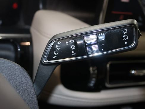 Used 2023 Lincoln Nautilus Reserve image 41