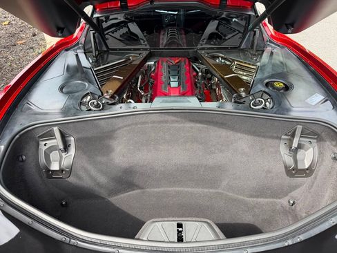 Used 2021 Chevrolet Corvette Stingray Premium Cpe w/ Engine Appearance Package RWD image 25