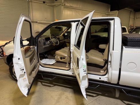 Used 2002 Ford F350 Lariat AWD/4WD image 30