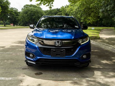 Used 2020 Honda HR-V Sport image 3