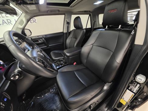 Used 2021 Toyota 4Runner TRD Off-Road Premium w/ Moonroof Package image 26