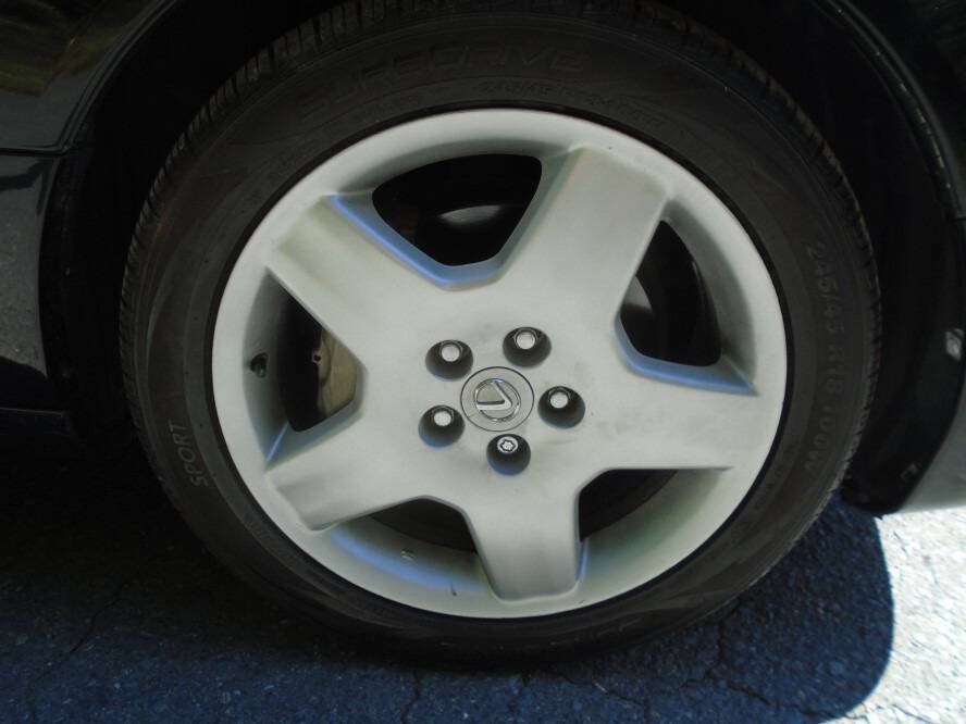 Used 2005 Lexus LS 430 RWD image 33
