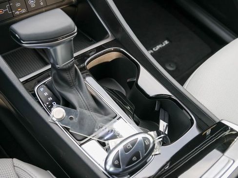 New 2025 Hyundai Santa Cruz Limited image 16