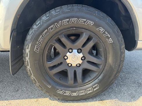 Used 2005 Toyota Tundra SR5 AWD/4WD image 19