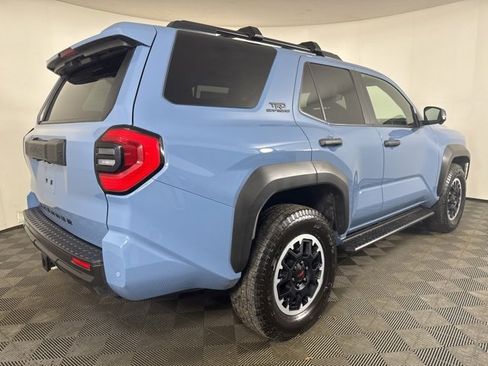 Used 2025 Toyota 4Runner TRD Off-Road Premium image 3