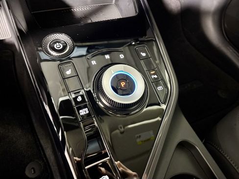 Certified 2024 Kia Niro Wind w/ Wind Preserve Package image 18